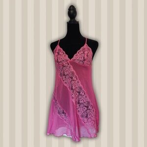 Second Hand Vintage pink lace mesh slip dress - Size Small